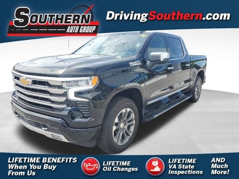 Used 2025 Chevrolet Silverado 1500 High Country w/ Technology Package AWD/4WD image 1