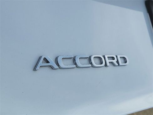 Used 2024 Honda Accord EX image 31