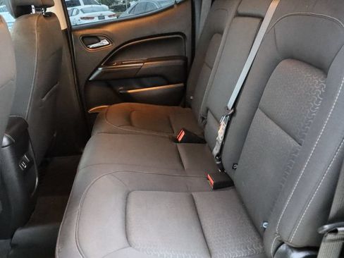Used 2020 GMC Canyon SLE w/ Elevation Edition RWD image 23