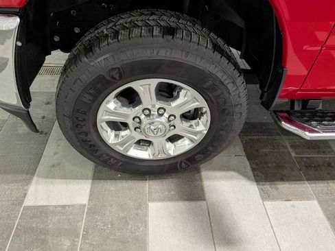 Used 2026 RAM 2500 Big Horn AWD/4WD image 8
