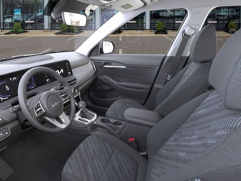 New 2026 Kia Seltos LX AWD/4WD image 18