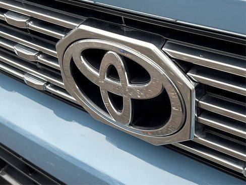 Used 2025 Toyota 4Runner Limited image 14