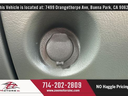Used 2004 Chevrolet Silverado 1500 LS w/ Light Duty Power Package AWD/4WD image 27