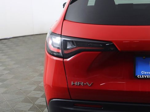 Used 2025 Honda HR-V Sport image 14