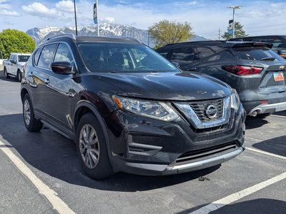 Used 2017 Nissan Rogue SV