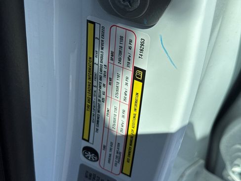 New 2026 RAM 1500 4x4 Crew Cab image 25