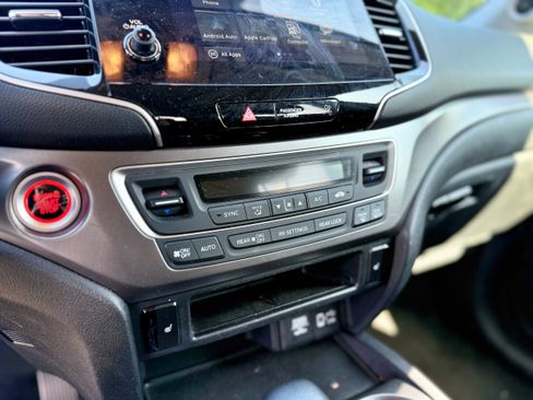 Used 2019 Honda Pilot EX image 17