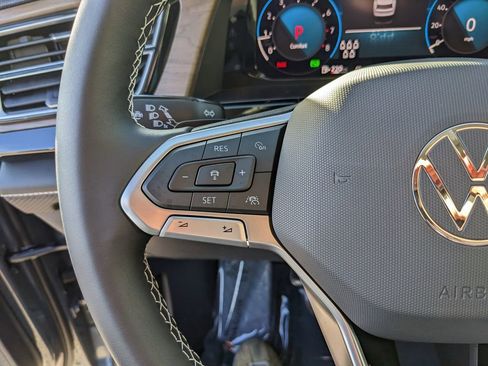 New 2026 Volkswagen Atlas SE image 27