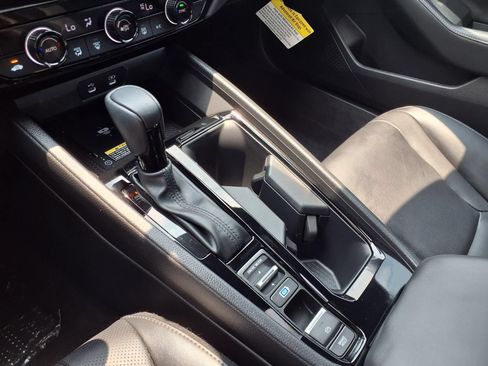 Used 2025 Honda Accord Sport image 22