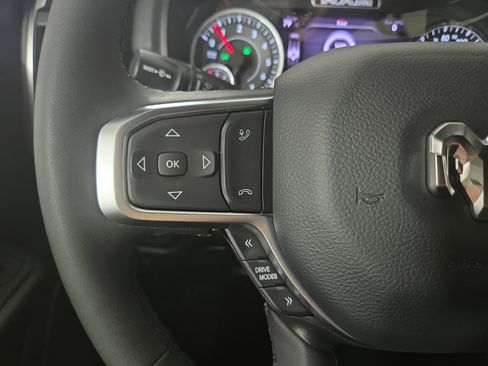Used 2025 RAM 1500 Big Horn AWD/4WD image 16