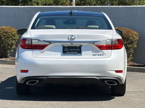 Used 2016 Lexus ES 350 w/ Luxury Package w/Wood Trim FWD image 8