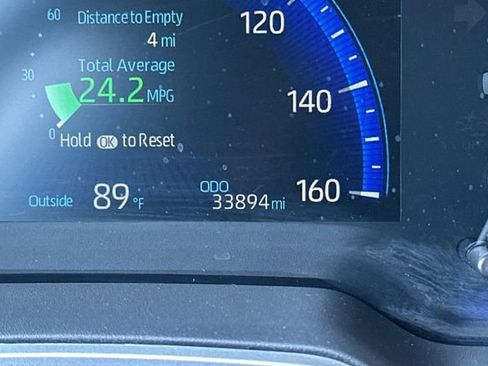 Certified 2022 Toyota Corolla Cross XLE FWD image 30