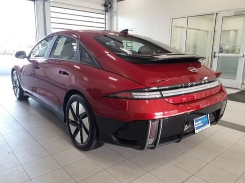 Used 2024 Hyundai Ioniq 6 SE RWD image 17
