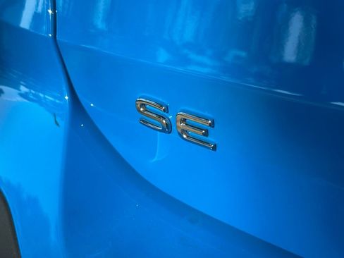 Certified 2023 Volkswagen Taos SE FWD image 50