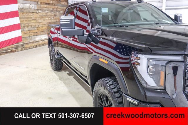 Used 2024 GMC Sierra 2500 Denali Ultimate AWD/4WD image 30