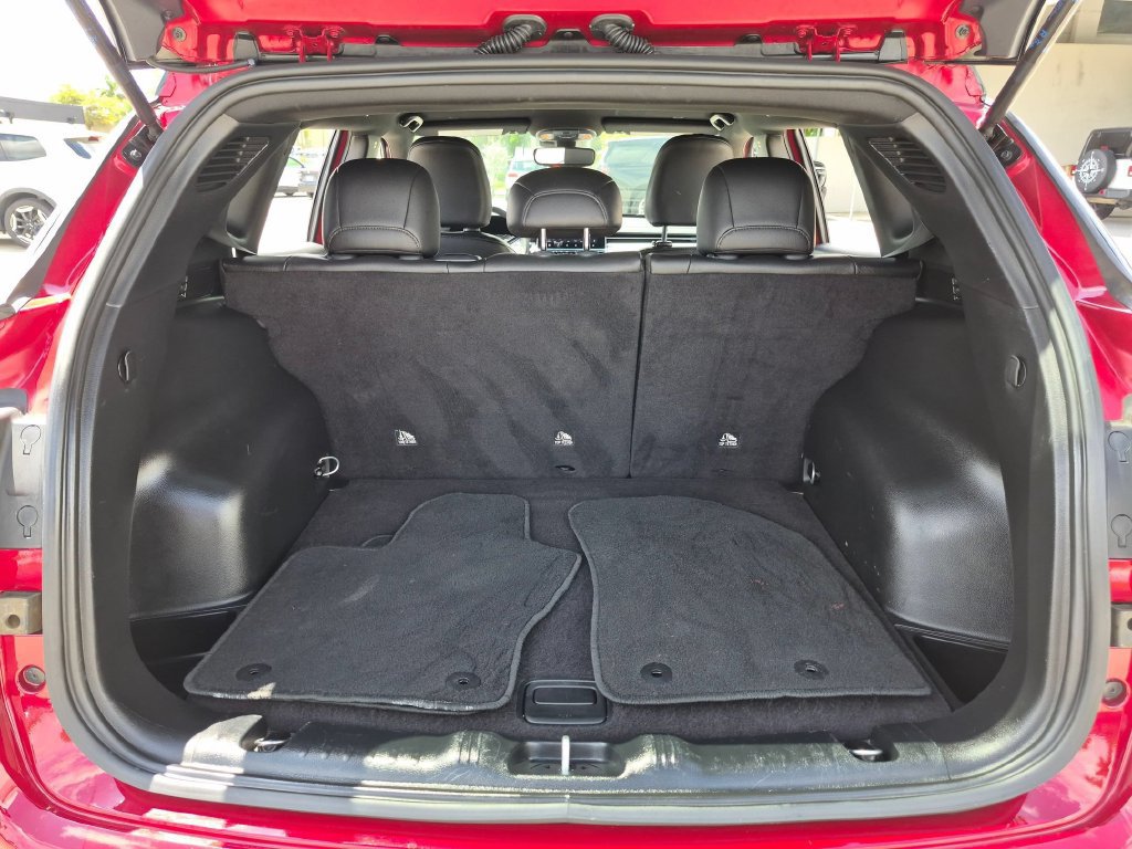 Used 2025 Jeep Compass Limited AWD/4WD image 28