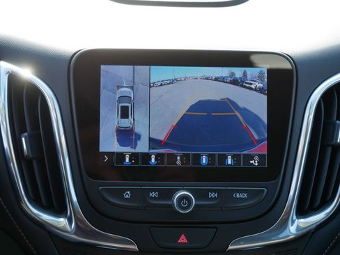 Used 2020 Chevrolet Equinox Premier image 27