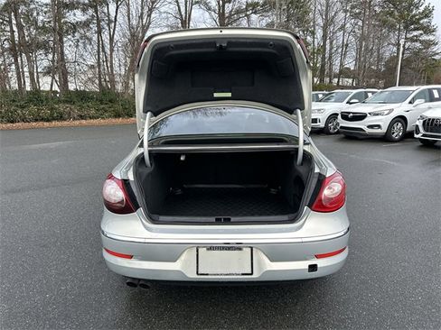 Used 2010 Volkswagen CC Sport image 30