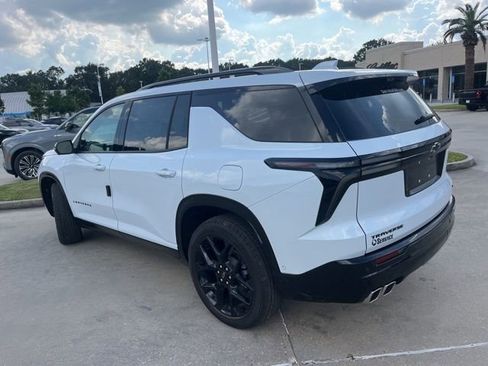 New 2026 Chevrolet Traverse RS w/ LPO, Floor Liner Package image 4