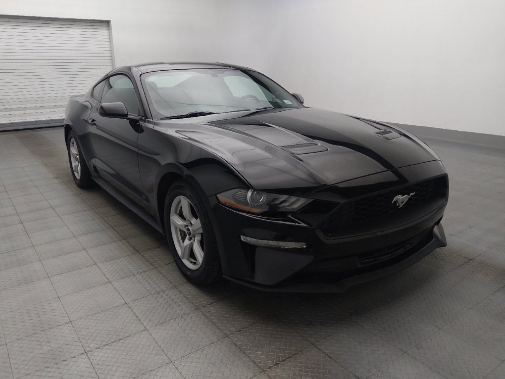 Used 2018 Ford Mustang Coupe RWD image 13