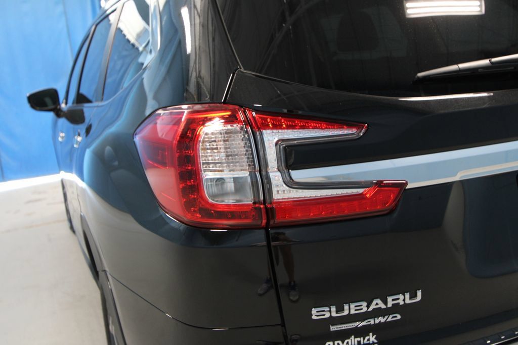 Used 2025 Subaru Ascent Touring w/ Popular Package #2 AWD/4WD image 40