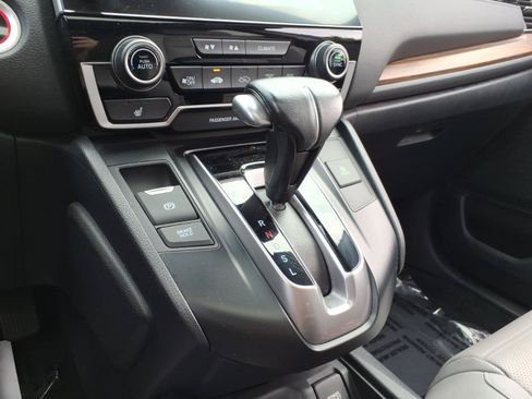 Used 2019 Honda CR-V Touring image 22