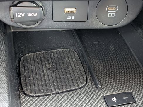 Certified 2025 Hyundai Elantra SEL image 21