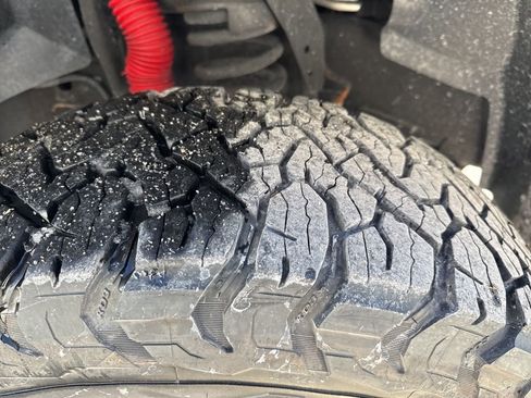 Used 2016 RAM 2500 Longhorn image 4