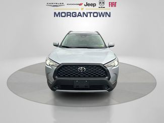 Used 2023 Toyota Corolla Cross LE video 2