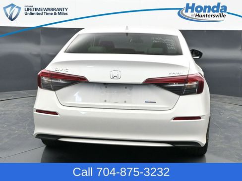 Used 2025 Honda Civic Sport image 7
