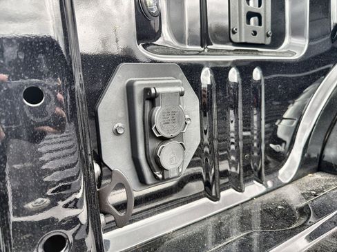 New 2026 Ford F250 Platinum image 35