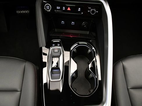 Certified 2025 Audi Q5 Premium w/ Convenience Package AWD/4WD image 29