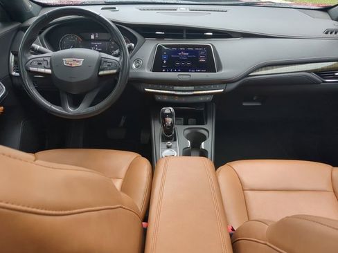 Used 2020 Cadillac XT4 Premium Luxury image 14