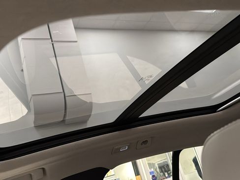 Used 2026 Volvo XC40 B5 Plus w/ Protection Package Premier image 25