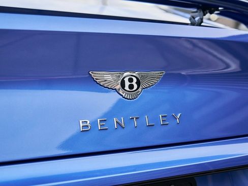 Used 2023 Bentley Continental GT Azure image 12