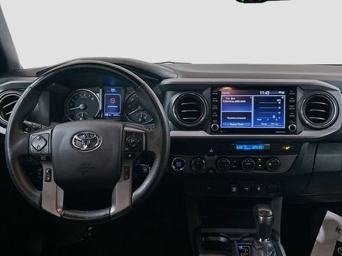 Used 2023 Toyota Tacoma TRD Off-Road AWD/4WD image 18