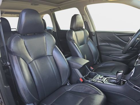 Used 2023 Subaru Forester Touring AWD/4WD image 12