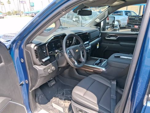 New 2026 Chevrolet Silverado 3500 LT w/ Safety Package AWD/4WD image 9
