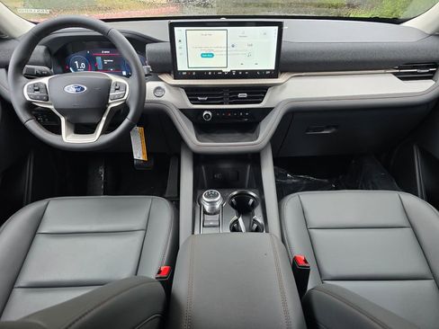 New 2026 Ford Explorer Active w/ Active Comfort Package image 14
