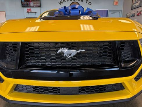 Used 2024 Ford Mustang GT image 9