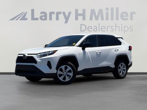 Used 2025 Toyota RAV4 LE FWD image 1