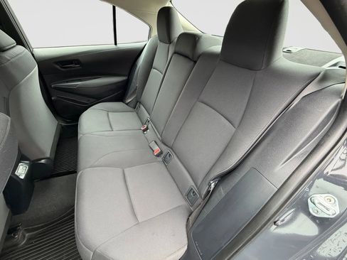 Used 2023 Toyota Corolla LE image 12