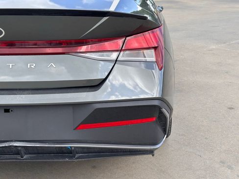 Used 2026 Hyundai Elantra Sport image 17