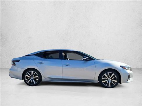 Used 2021 Nissan Maxima 3.5 SV w/ Floor Mat Group image 4