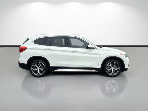 Used 2019 BMW X1 sDrive28i w/ Convenience Package FWD image 2