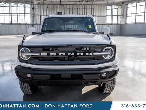 New 2025 Ford Bronco Outer Banks AWD/4WD image 28