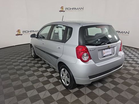 Used 2011 Chevrolet Aveo5 LT w/ LPO, Bodyside Molding Package image 34