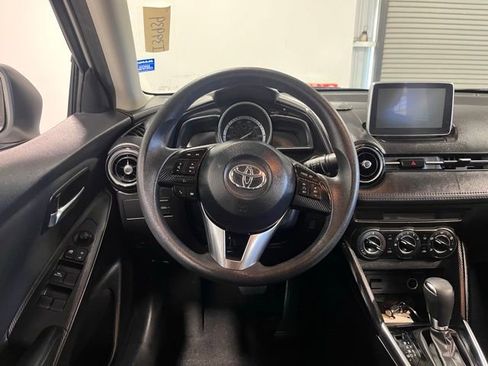 Used 2017 Toyota Yaris iA image 21