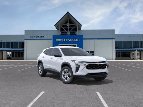 New 2026 Chevrolet Trax LS FWD image 1