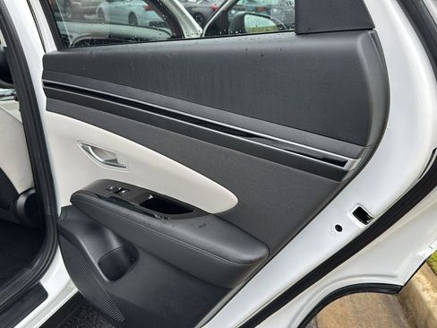 Used 2024 Hyundai Tucson Limited image 13